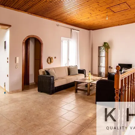 Family & Friends Maisonette In Lixouri! Vakantiehuis *