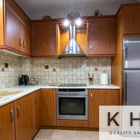 Family & Friends Maisonette In Lixouri! Holiday home